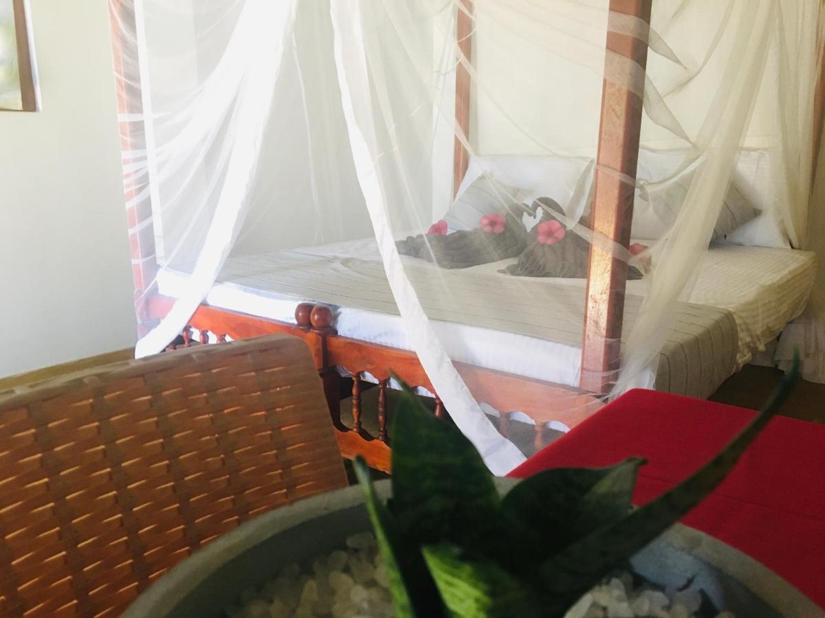Dilena Beach Inn Tangalle Luaran gambar
