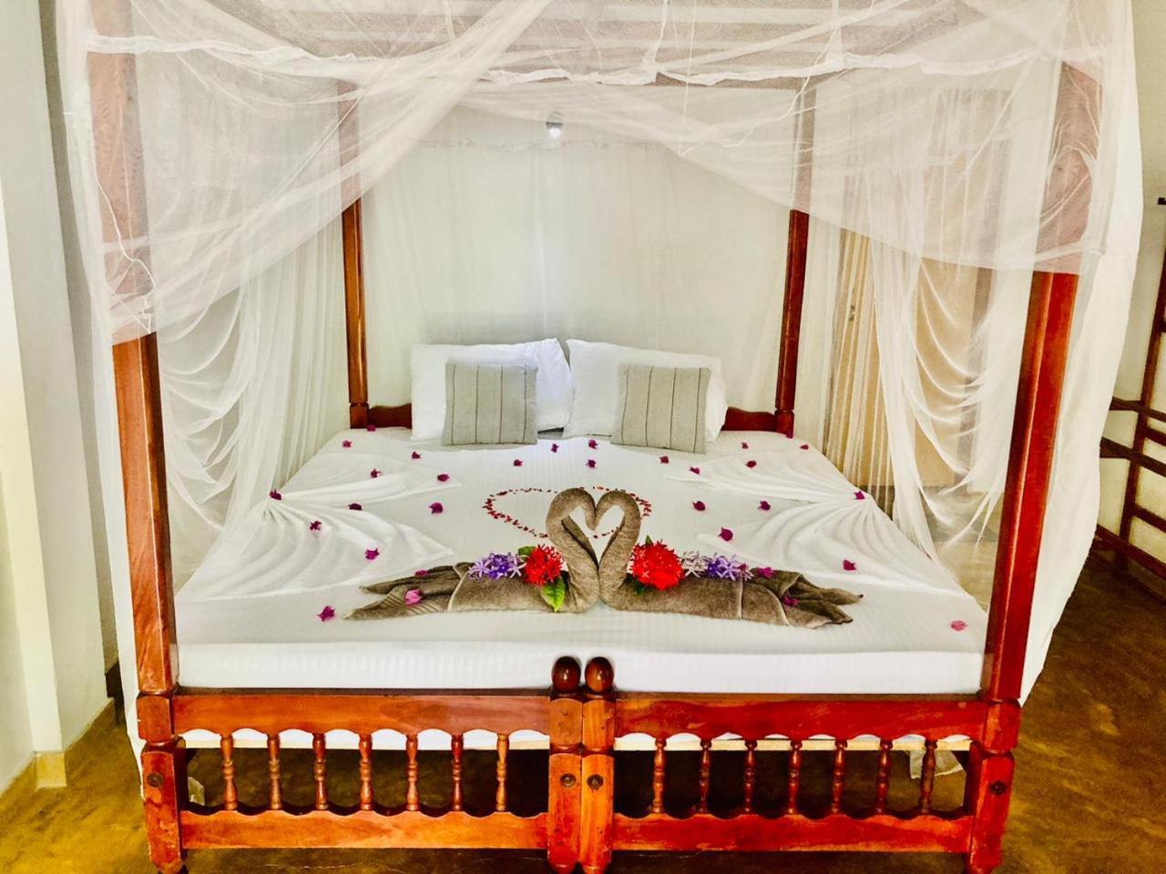 Dilena Beach Inn Tangalle Bilik gambar