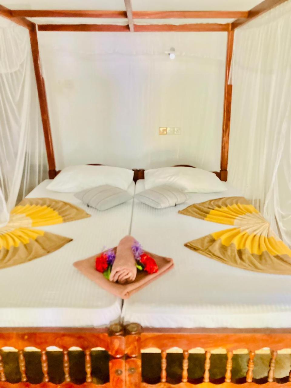 Dilena Beach Inn Tangalle Bilik gambar